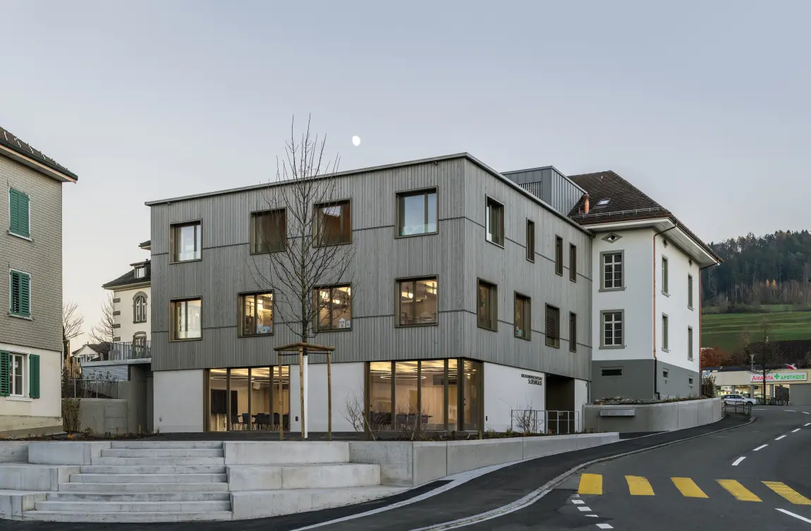 Pfarrhaus Sirnach Strasse Aussenansicht